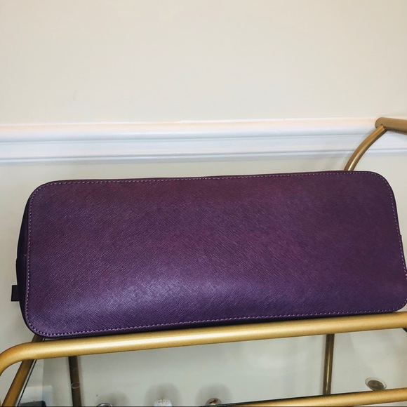 SOLD!! Michael Kors Tote - Picture 7 of 8